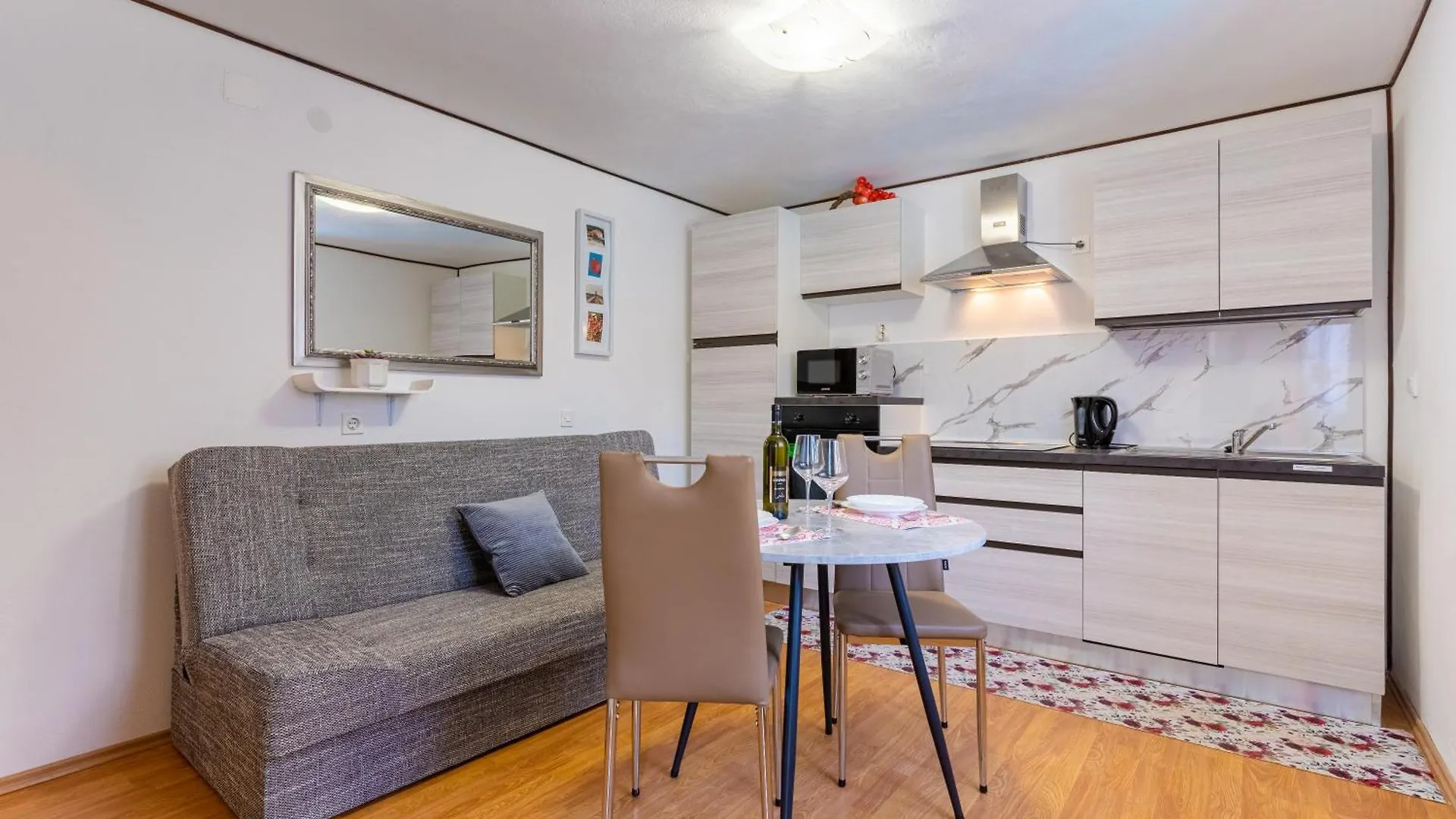 Apartmani Medena, ツレス 0*,  クロアチア